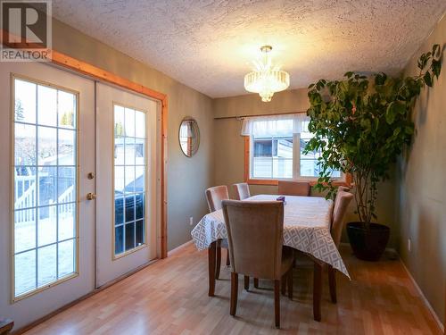 1255 Moffat Avenue, Quesnel, BC - Indoor Photo Showing Dining Room