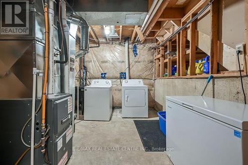 374 Limeridge Road E, Hamilton, ON - Indoor Photo Showing Laundry Room