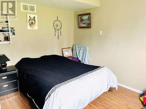 4509 Shaw Drive, Forest Grove, BC - Indoor Photo Showing Bedroom