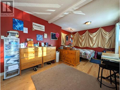 2568 Abbott Crescent, Prince George, BC - Indoor Photo Showing Bedroom