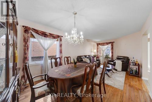 43 Bianca Dr, Hamilton, ON - Indoor Photo Showing Dining Room