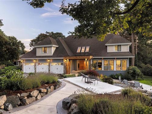 3960 Wedgepoint Terr, Saanich, BC - Outdoor With Facade