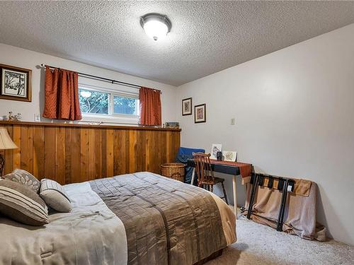 120 Mcphedran Rd, Campbell River, BC - Indoor Photo Showing Bedroom