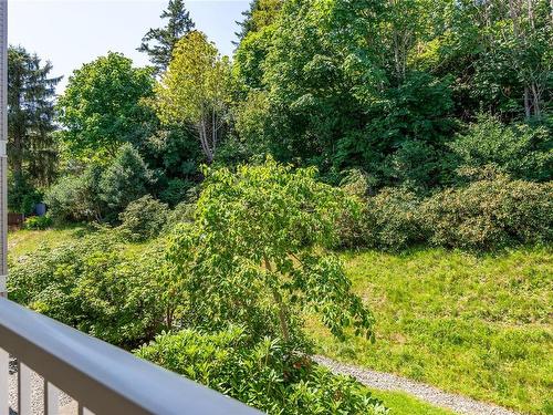 208-1216 Island Hwy South, Campbell River, BC - Outdoor With Balcony