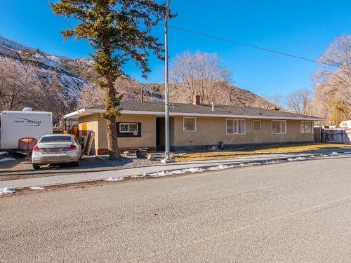 872 Collins Rd, Cache Creek, BC - Outdoor