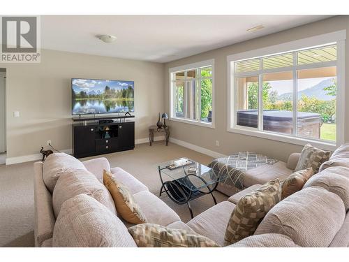 1953 Cornerstone Drive, West Kelowna, BC - Indoor Photo Showing Living Room