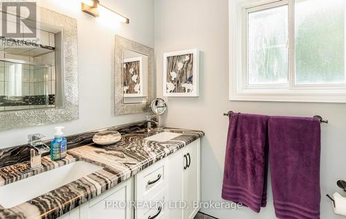 78 Simmons Boulevard, Brampton, ON - Indoor Photo Showing Bathroom