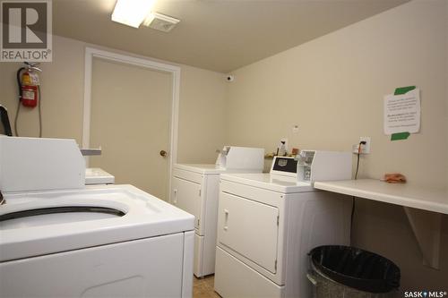 208 1832 Eaglesham Avenue, Weyburn, SK - Indoor Photo Showing Laundry Room
