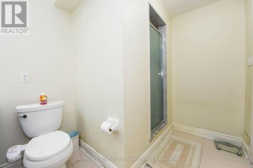 14707 Dixie Road, Caledon, ON - Indoor Photo Showing Bathroom