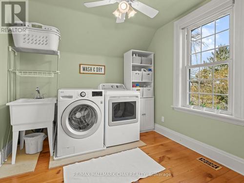 5854 Concession 2 Rd, Adjala-Tosorontio, ON - Indoor Photo Showing Laundry Room