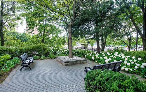 Ph5 - 3650 Kaneff Crescent, Mississauga, ON - Outdoor With Body Of Water