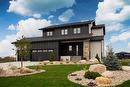 16 Bresaylor Drive, Headingley, MB  - Outdoor With Facade 