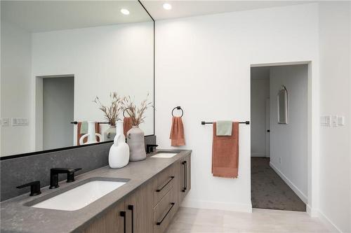 16 Bresaylor Drive, Headingley, MB - Indoor Photo Showing Bathroom