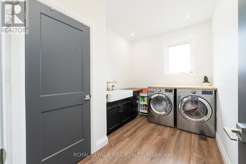 480 Pleasant Beach Road, Port Colborne, ON - Indoor Photo Showing Laundry Room