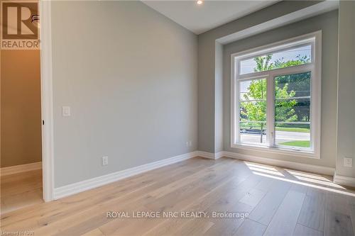 45A Lakeshore Road, St. Catharines, ON - Indoor Photo Showing Other Room
