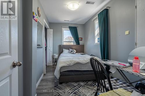 12 Inglewood Drive, St. Catharines, ON - Indoor Photo Showing Bedroom