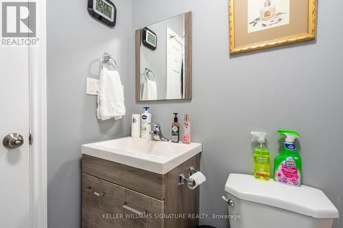 12 Inglewood Drive, St. Catharines, ON - Indoor Photo Showing Bathroom