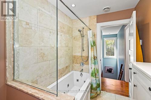 130 Wodehouse Crt, Grey Highlands, ON - Indoor Photo Showing Bathroom