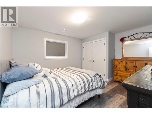 4140 20 Street Ne, Salmon Arm, BC - Indoor Photo Showing Bedroom