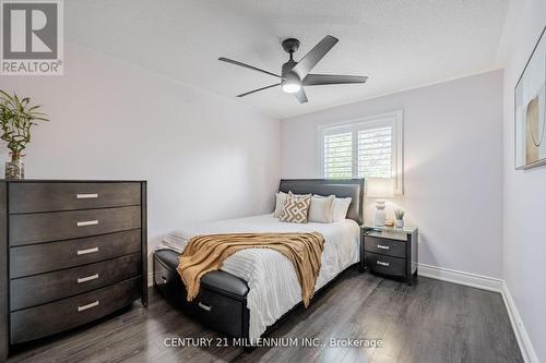 235 Northwood Dr, Oakville, ON - Indoor Photo Showing Bedroom
