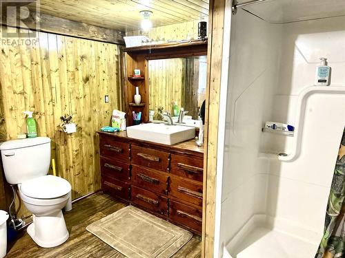 024 Lec, Dubreuilville, ON - Indoor Photo Showing Bathroom