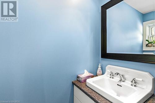 130 Wodehouse Court, Grey Highlands, ON - Indoor Photo Showing Bathroom