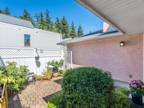 1-3570 Norwell Dr, Nanaimo, BC - Outdoor With Exterior