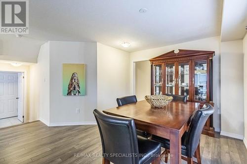 8591 Dogwood Cres, Niagara Falls, ON - Indoor Photo Showing Dining Room