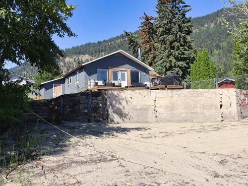 6026 Lakeview Road, Chase, BC - Outdoor