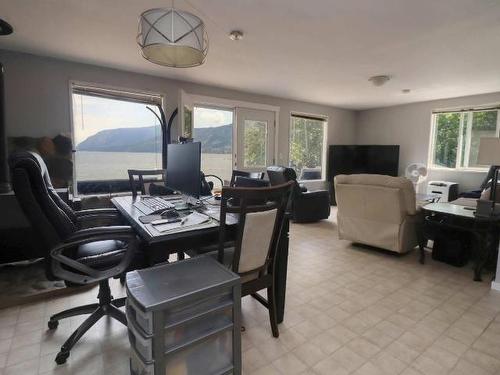6026 Lakeview Road, Chase, BC - Indoor
