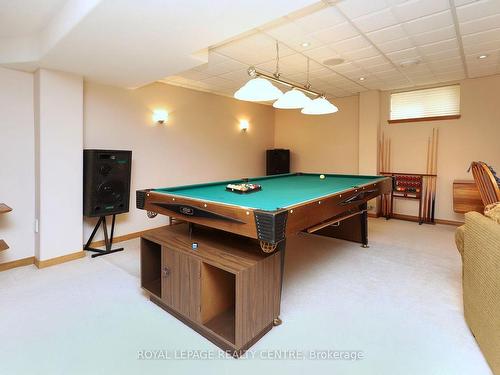 4229 Capilano Crt, Mississauga, ON - Indoor Photo Showing Other Room