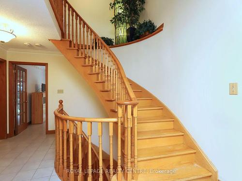 4229 Capilano Crt, Mississauga, ON - Indoor Photo Showing Other Room