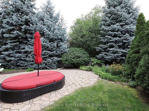 4229 Capilano Crt, Mississauga, ON - Outdoor