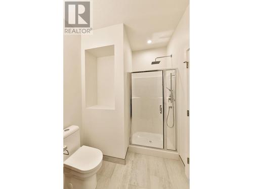 501 Forest Crowne Drive Unit# Proposed 2, Kimberley, BC - Indoor Photo Showing Bathroom