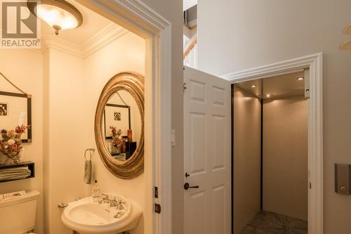 64 Queens Road, St. John'S, NL - Indoor Photo Showing Bathroom