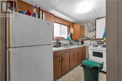217 Monteith, Fredericton, NB - Indoor Photo Showing Kitchen