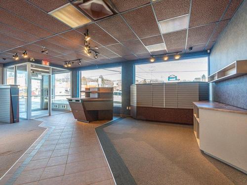 Reception area - 786 Rue King E., Sherbrooke (Fleurimont), QC - Indoor