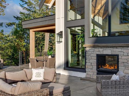 2054 Pinehurst Terr, Langford, BC -  With Fireplace