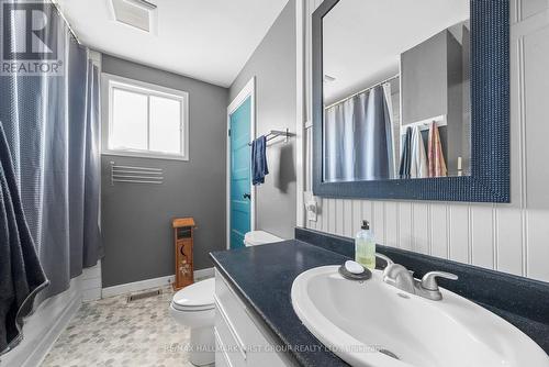 34 Victoria St N, Port Hope, ON - Indoor Photo Showing Bathroom