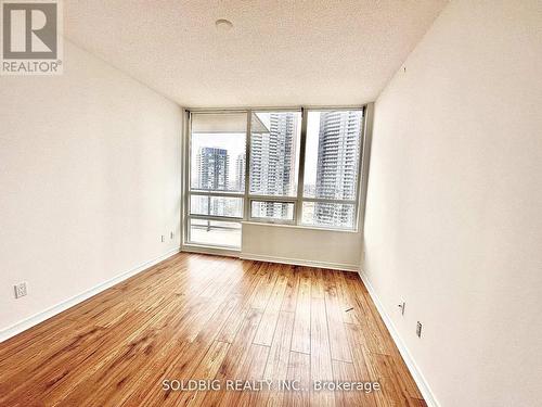 #2004 -15 Legion Rd, Toronto, ON - Indoor Photo Showing Other Room