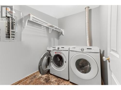 6840 89Th Street Unit# 207, Osoyoos, BC - Indoor Photo Showing Laundry Room