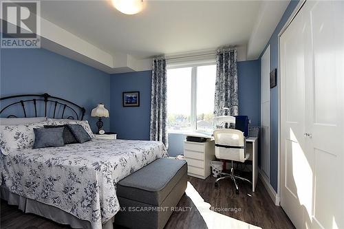 #309 -5698 Main St, Niagara Falls, ON - Indoor Photo Showing Bedroom