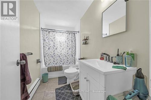 311 East 28Th St, Hamilton, ON - Indoor Photo Showing Bathroom