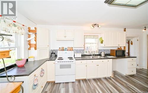 540 Scotchtown Road, Scotchtown, NB - Indoor Photo Showing Kitchen With Double Sink