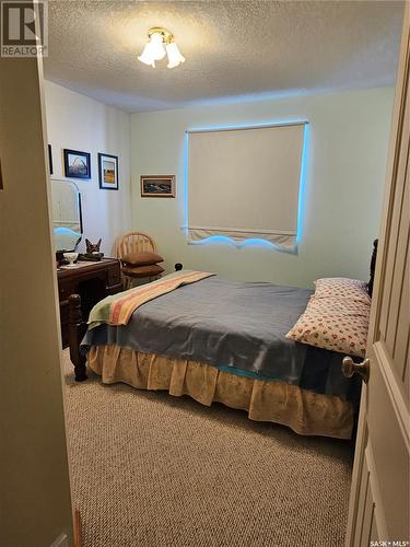 1 Park Boulevard, Melville, SK - Indoor Photo Showing Bedroom