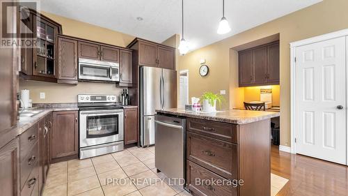 #4 -527 Main St S, Guelph/Eramosa, ON - Indoor Photo Showing Kitchen With Upgraded Kitchen