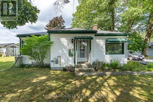 20 Roger Street, Prince Edward County, ON - Outdoor