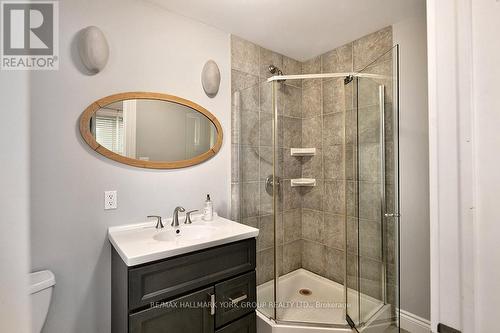 37 Elma Street S, Blue Mountains, ON - Indoor Photo Showing Bathroom