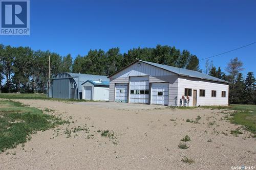 Se 13-11-05 W3, Gravelbourg Rm No. 104, SK - Outdoor