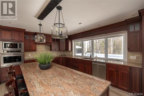32 Chateau Drive, Fredericton, NB - Indoor Photo Showing Kitchen